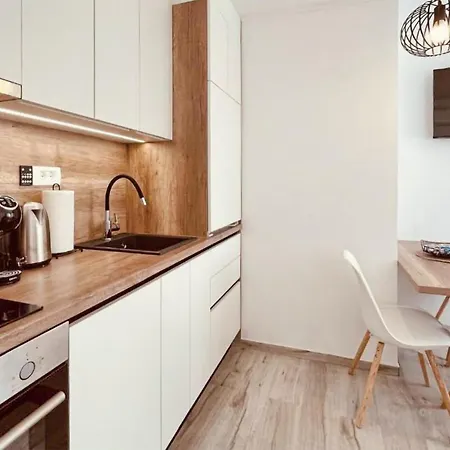 Awesome In With Kitchen Holiday home *