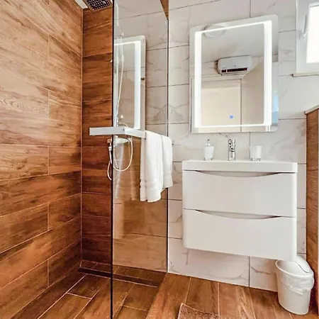 Awesome In With Kitchen Holiday home Sibenik